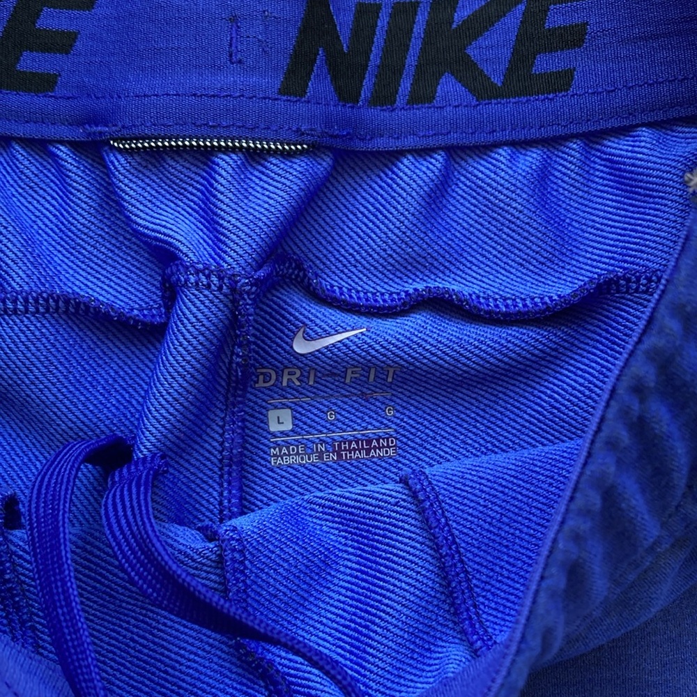 NIKE Shorts Dri-Fit Boys Large Cobalt Blue Sweat Shorts Casual EUC - Picture 3 of 8